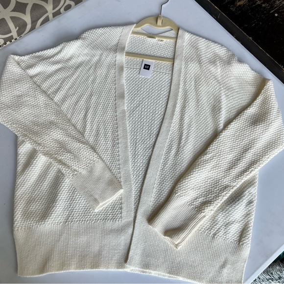 Gap Cardigan NWT - Picture 8 of 9